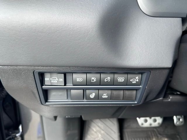 2025 Toyota Sequoia Platinum - Photo 28