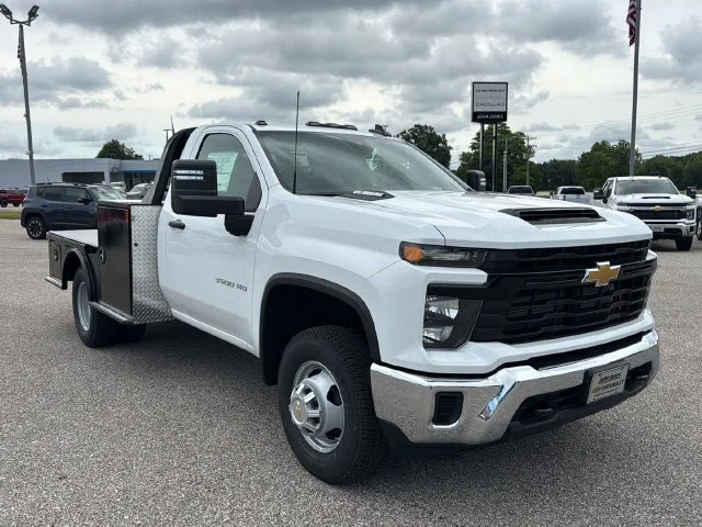 New 2026 Summit White Chevrolet Work Truck image 2