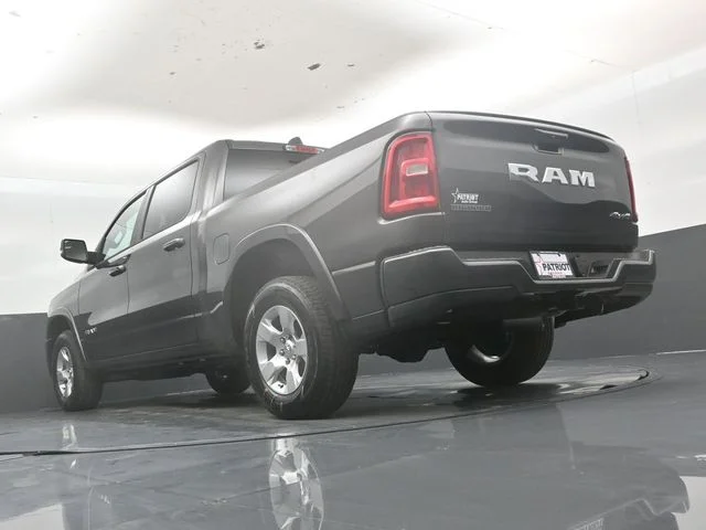 New 2026 Granite Crystal Metallic Clear-Coat Exterior Paint RAM Big Horn/Lone Star image 42
