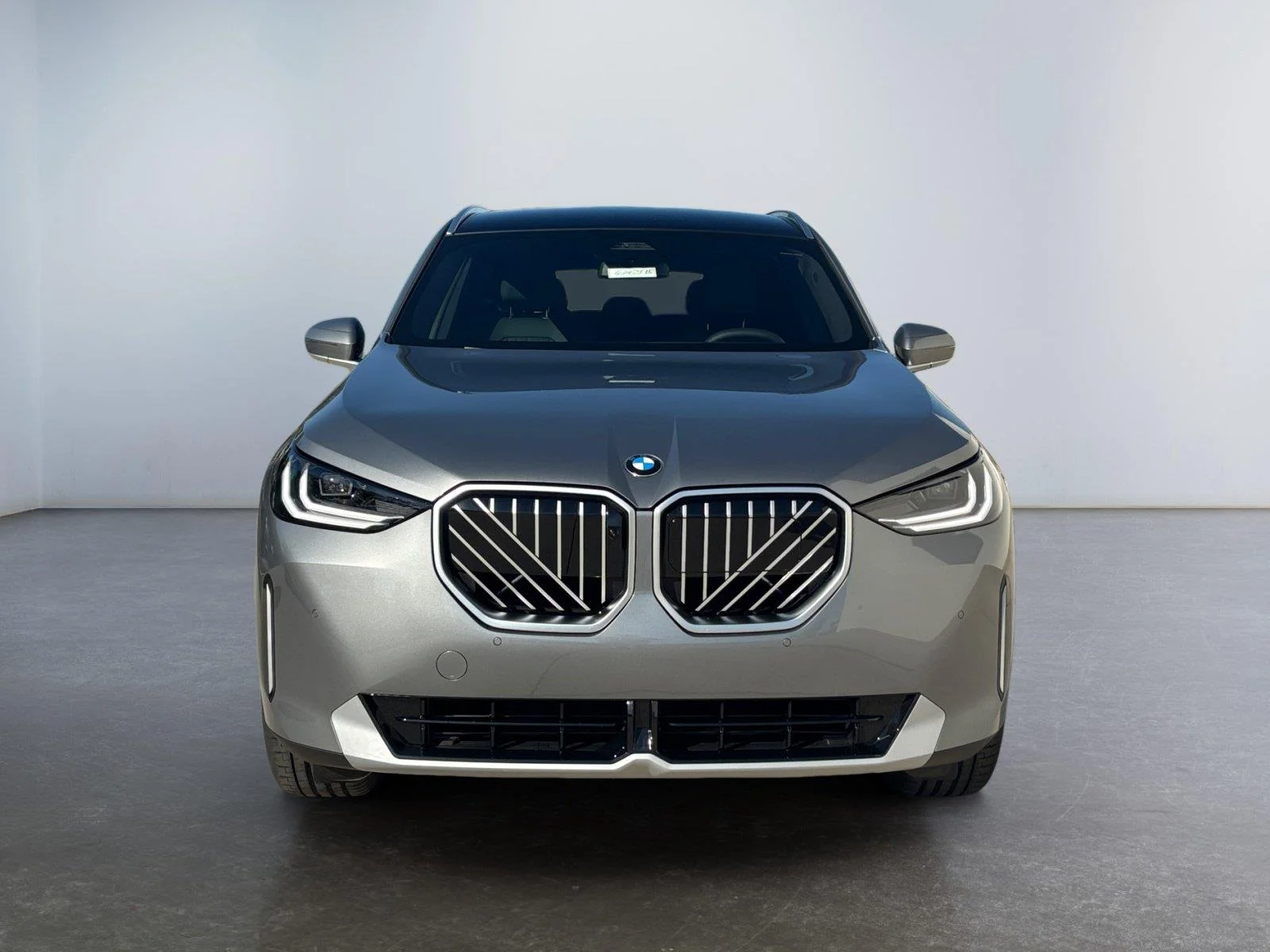 New 2026 Skyscraper Grey Metallic BMW 30 xDrive image 8