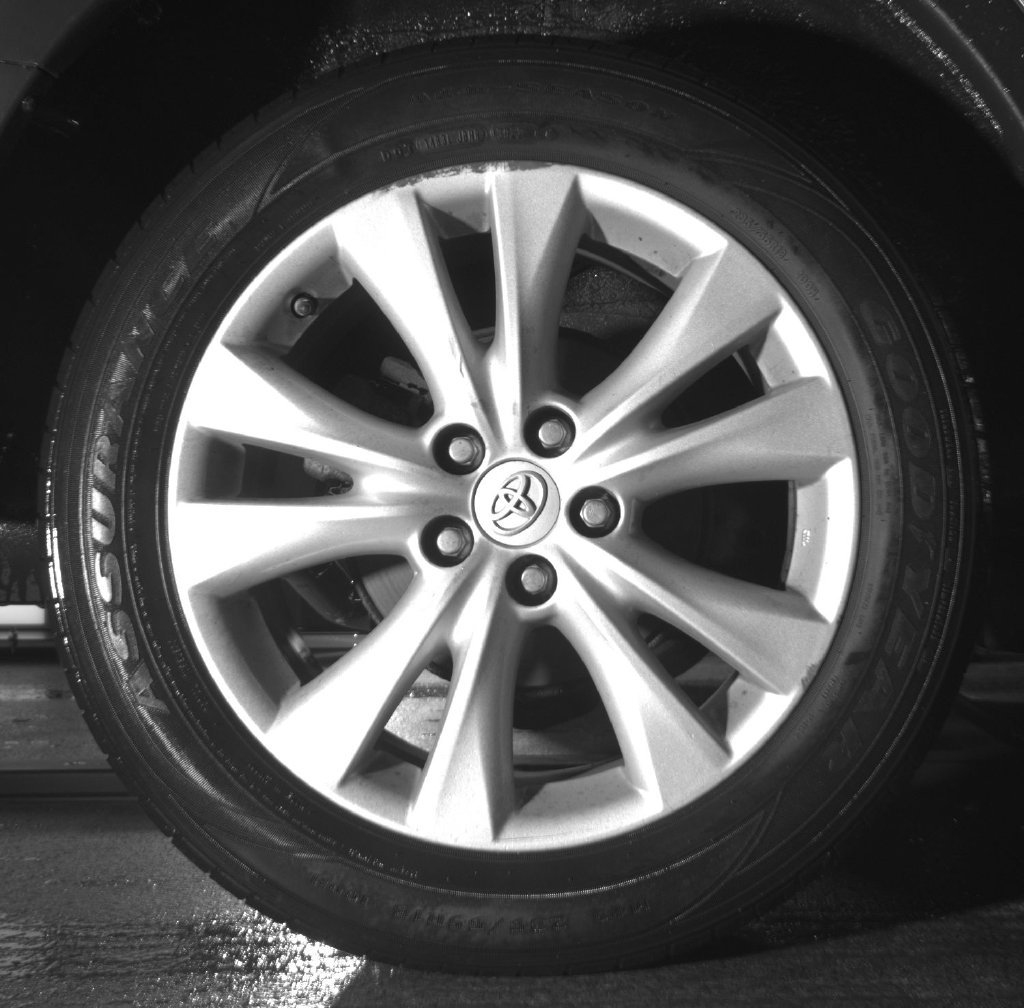 Used 2013 Silver Toyota Limited image 15