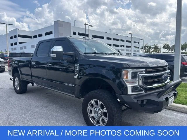 2022 Ford F-350 King Ranch 4x4 Crew Cab 6-1/2' Box SRW's photo