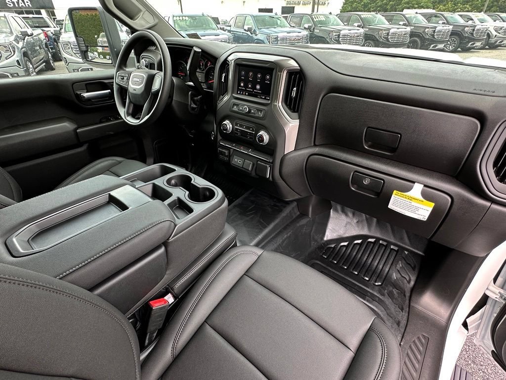 2026 GMC Sierra 3500HD Pro - Photo 12
