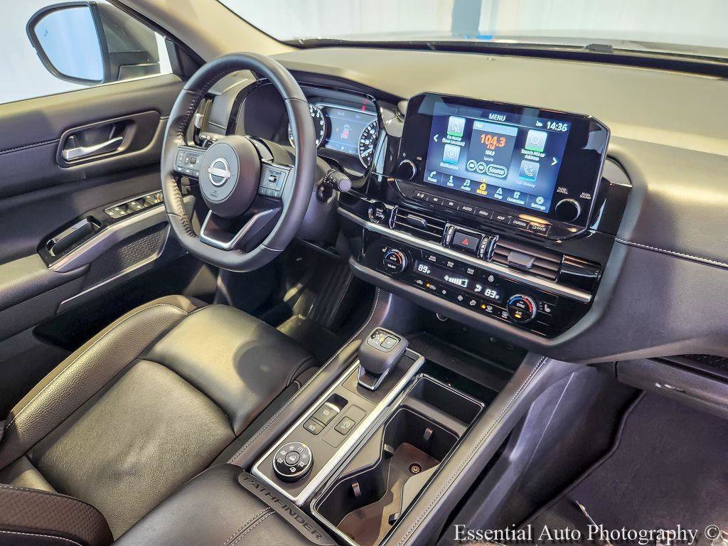 Used 2025 Gun Metallic Nissan SL image 23