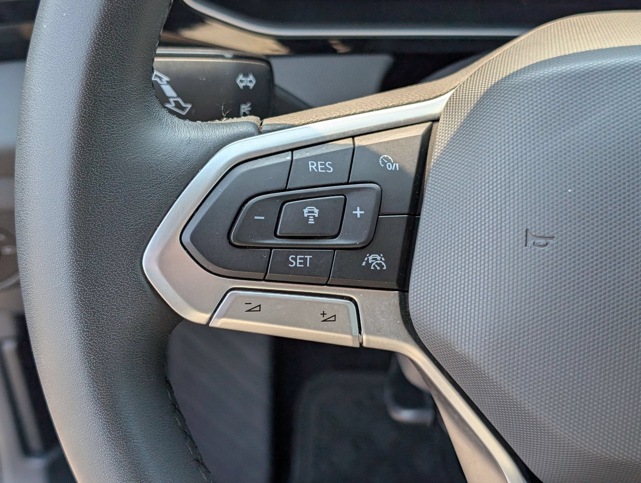 Used 2026 Platinum Gray Metallic Volkswagen S image 17