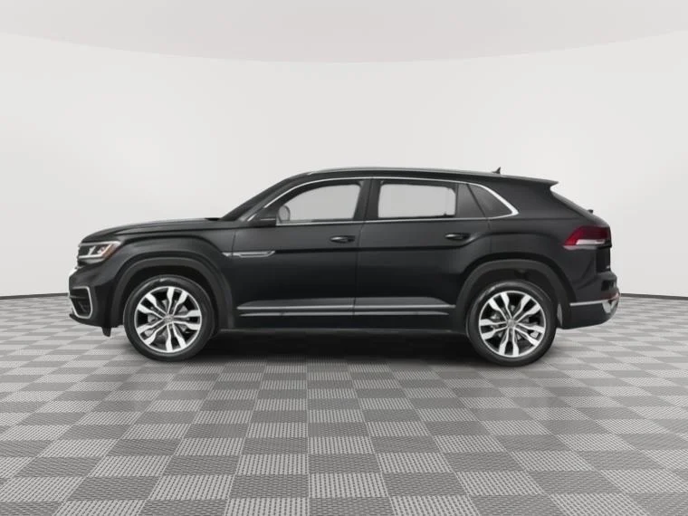 Used 2022 Deep Black Pearl Volkswagen 2.0T SEL R-Line image 15