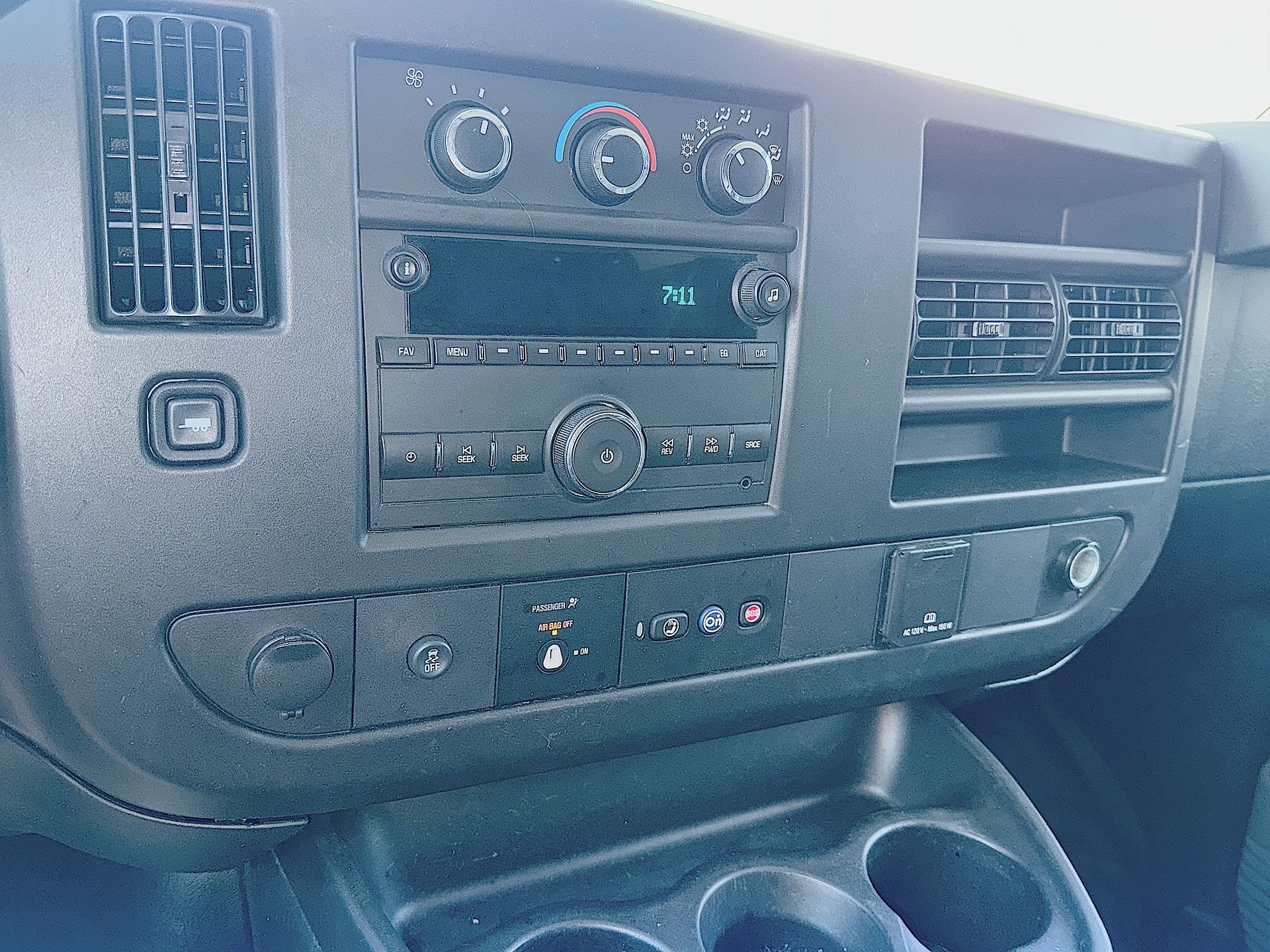 2019 GMC Savana Cargo Work Van - Photo 16