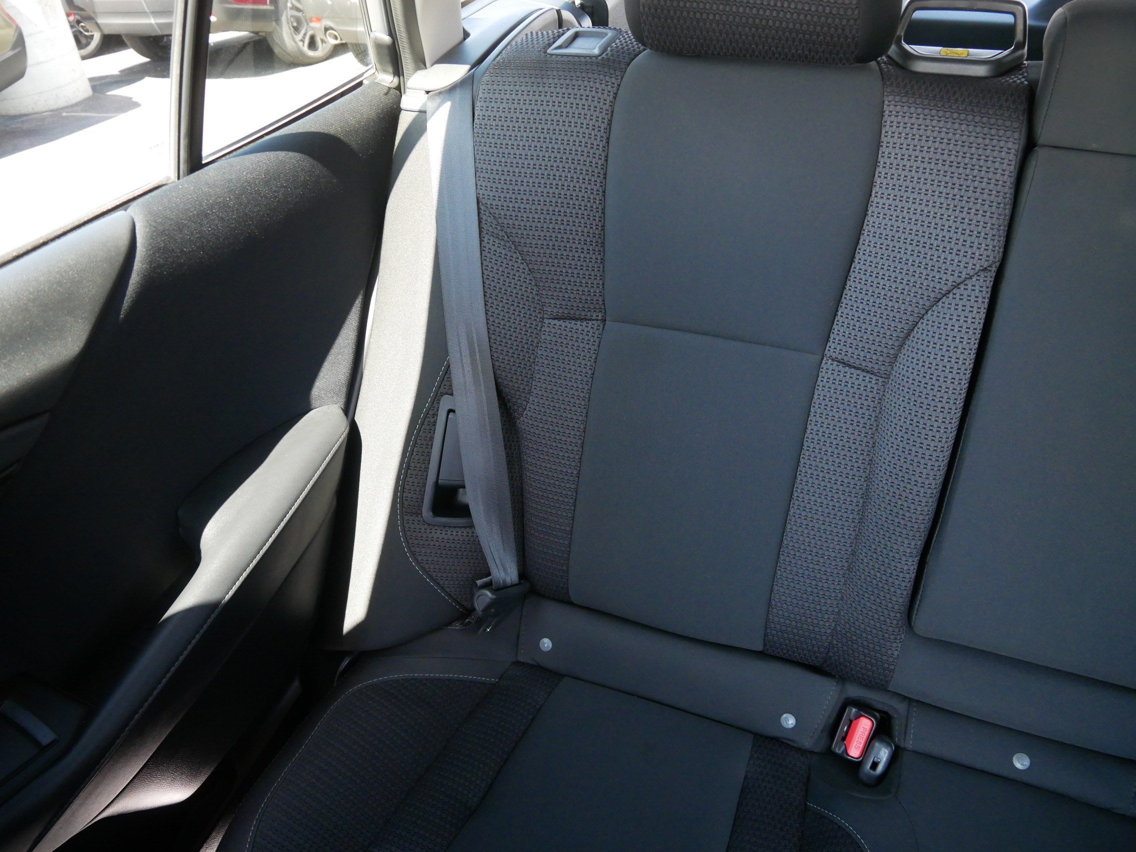 Used 2025 Ice Silver Metallic Subaru Premium image 12