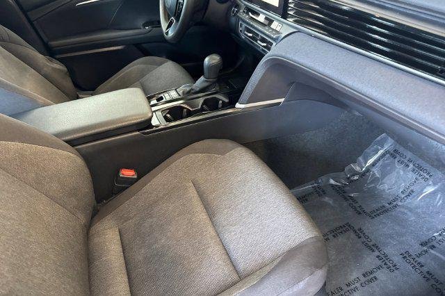 Certified Used 2025 ICE CAP Toyota  image 19