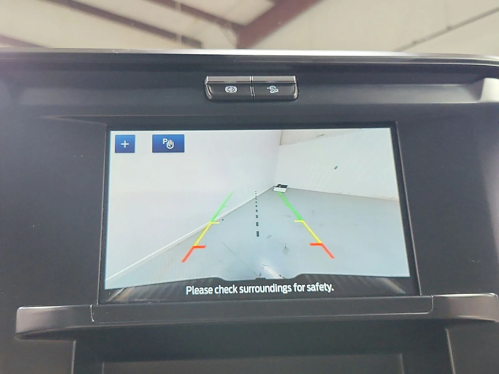 Used 2025 White Ford XLT image 29