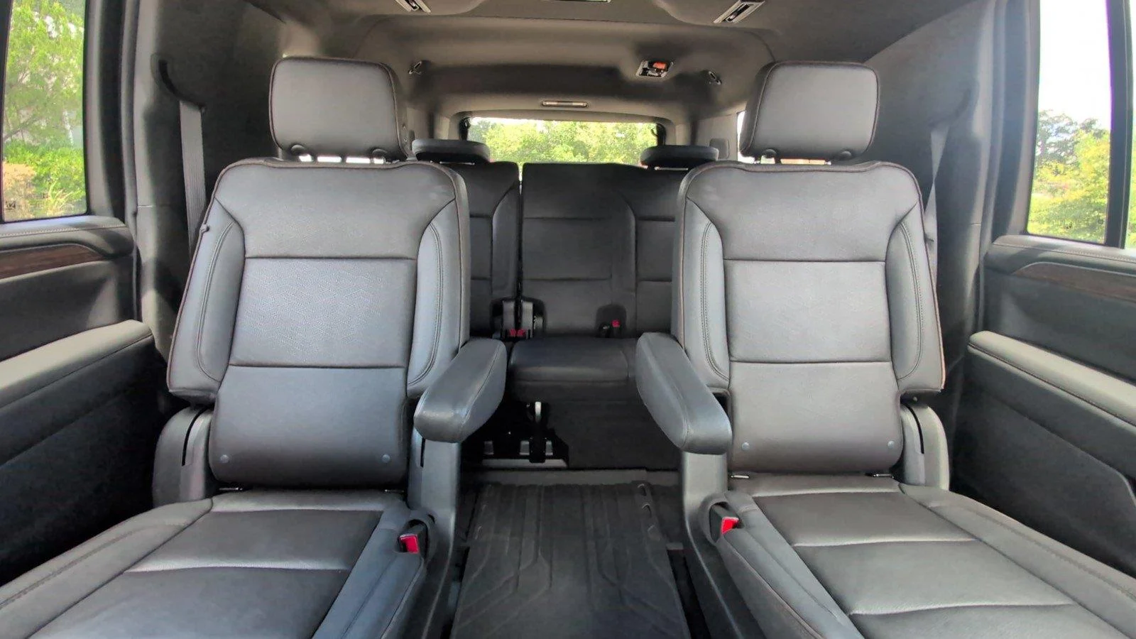 Used 2023 Dark Ash Metallic Chevrolet High Country image 33