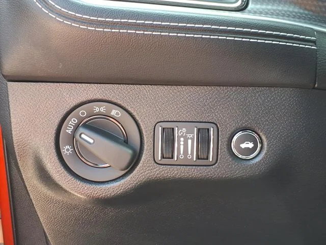 Used 2022 Orange Dodge SRT Hellcat Redeye image 21