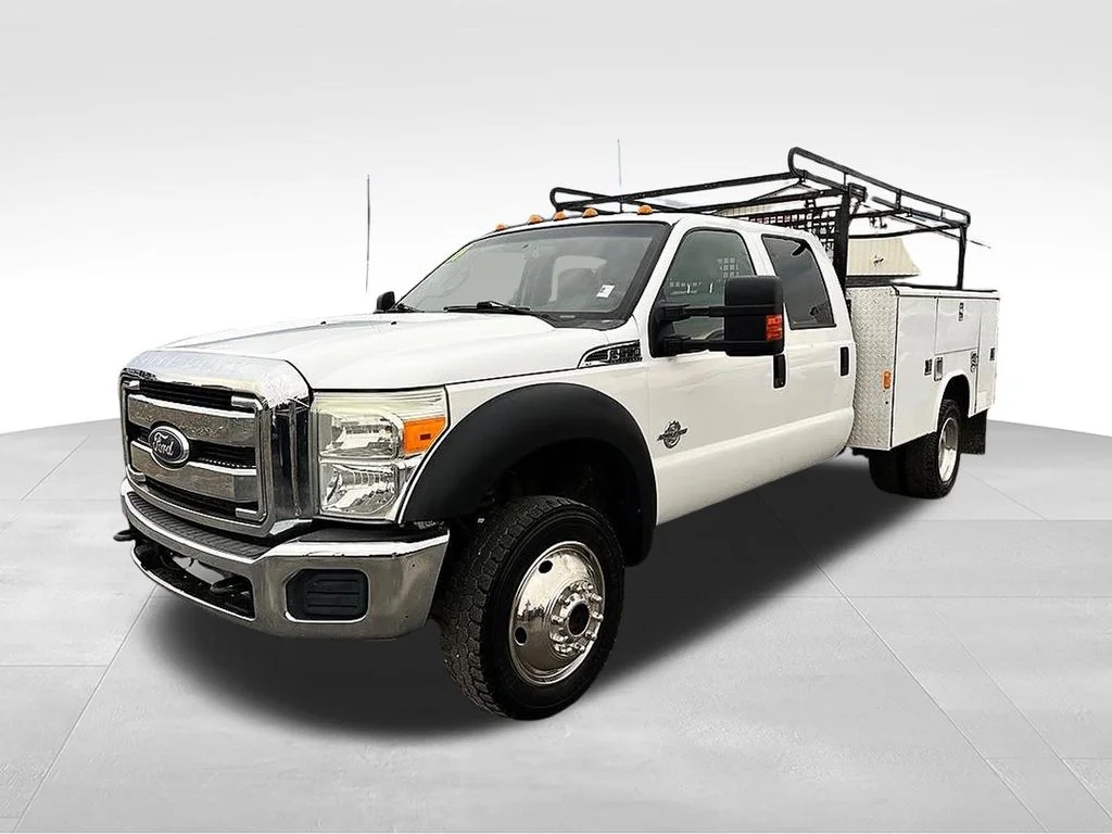 Used 2011 White Ford XLT image 1