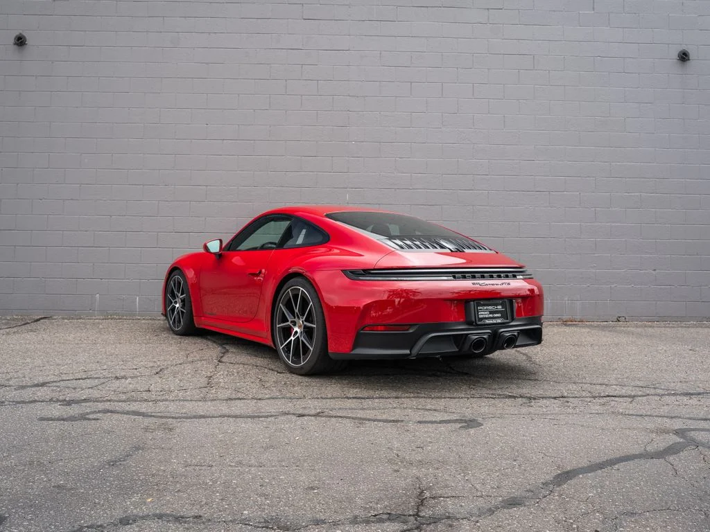 Used 2025  Porsche Carrera GTS image 3
