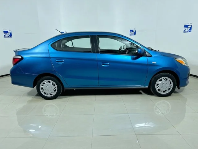 Used 2023 Sapphire Blue Metallic Mitsubishi ES image 9