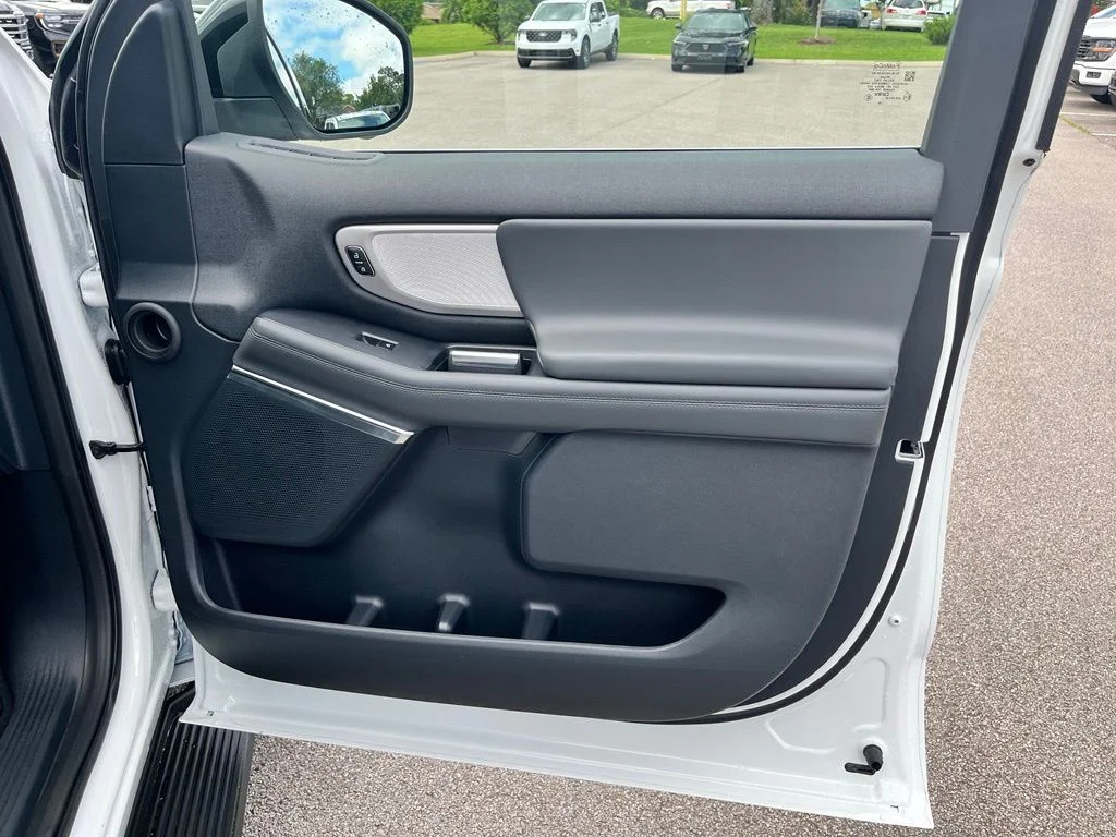 New 2027 White Ford Active image 9