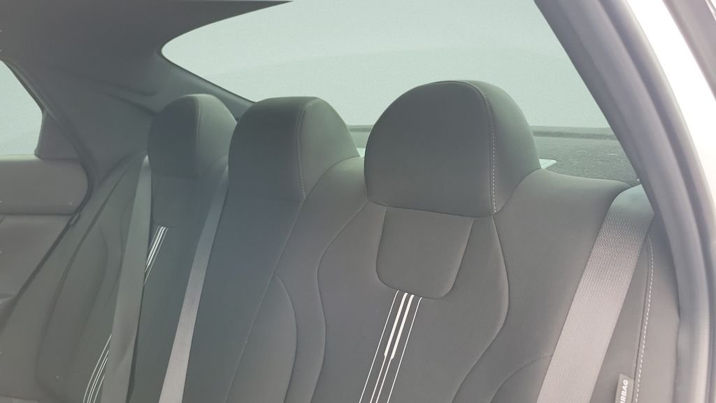 2025 Hyundai Elantra Blue - Photo 10