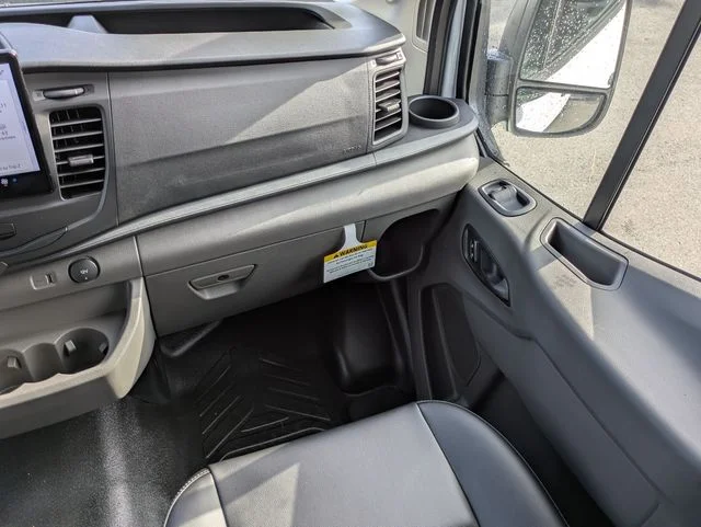 New 2026 Oxford White Ford Cargo Van image 16