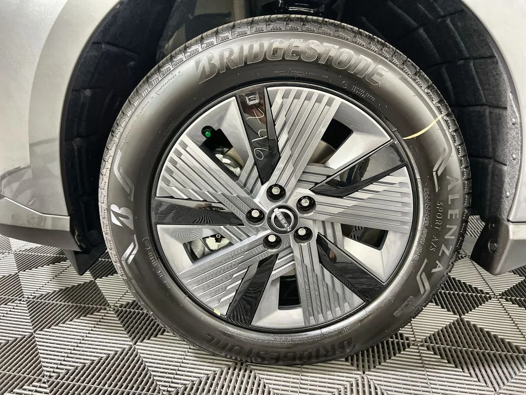 New 2026 Gun Metallic Nissan SL image 19