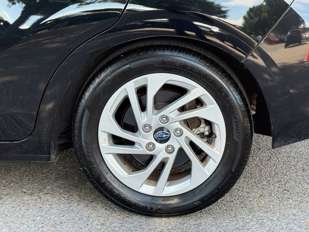 Used 2024 Crystal Black Silica Subaru Base image 7