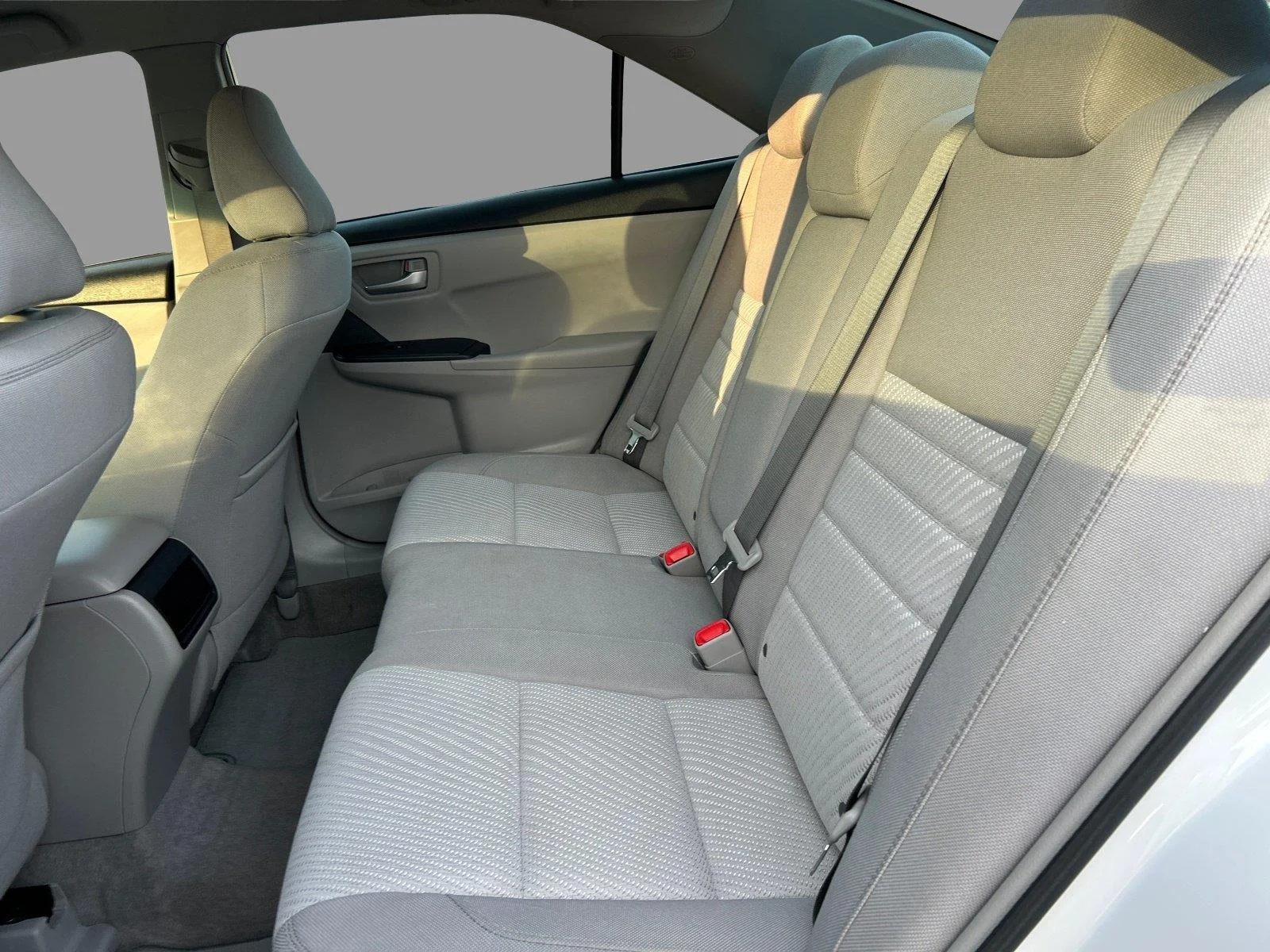 Used 2017 Super White Toyota XSE image 32