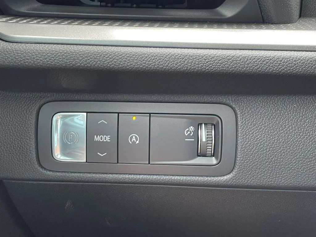 New 2026 Sterling Gray Metallic Chevrolet LT image 28