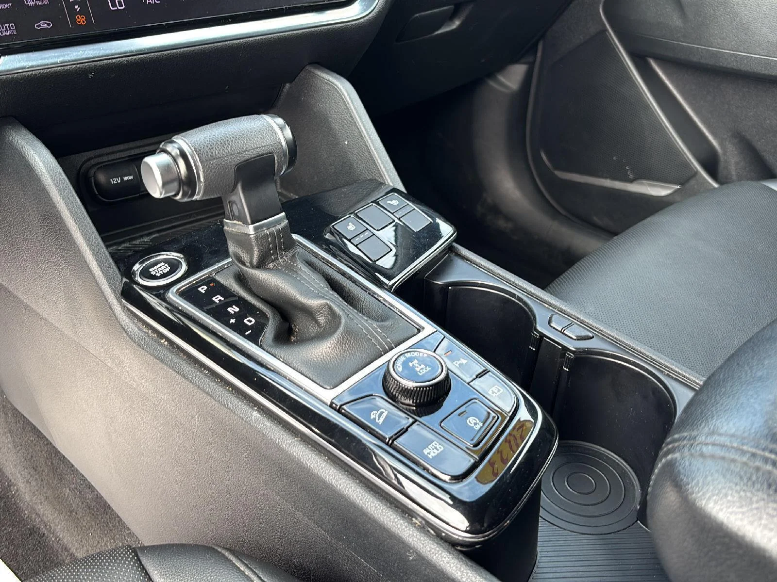 Used 2023  Kia X-Line image 16