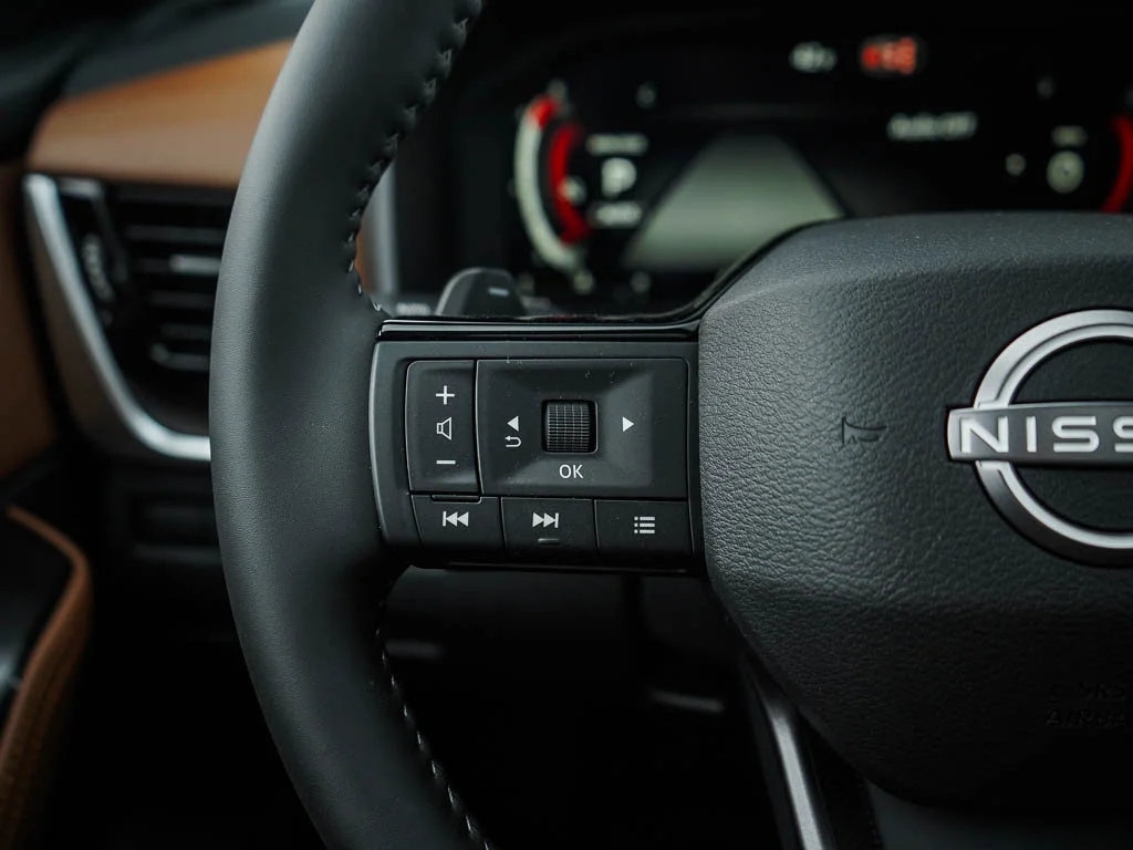 New 2026 Everest White Pearl/Super Black Nissan Platinum image 21