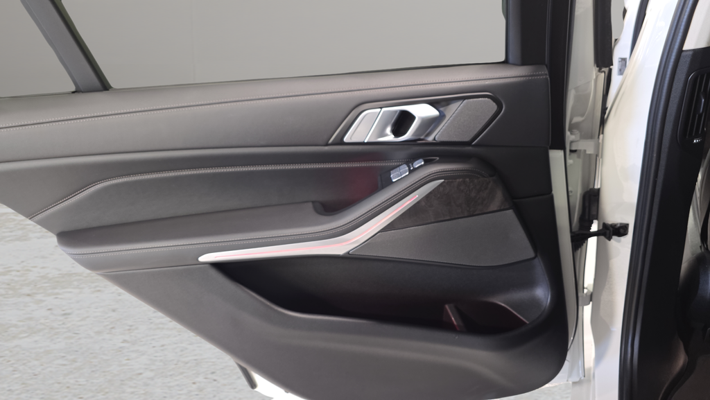 2023 BMW X7 40i - Photo 23