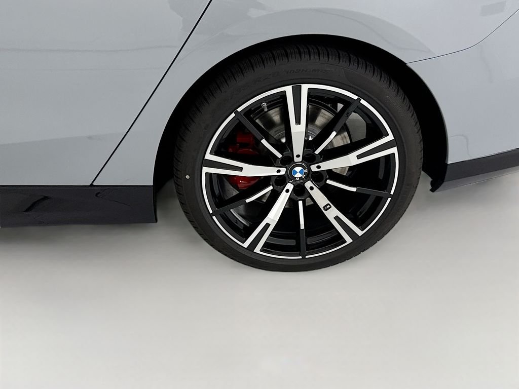 New 2027 Gray Metallic BMW 530i image 30