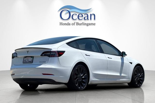 Used 2022  Tesla Performance image 4