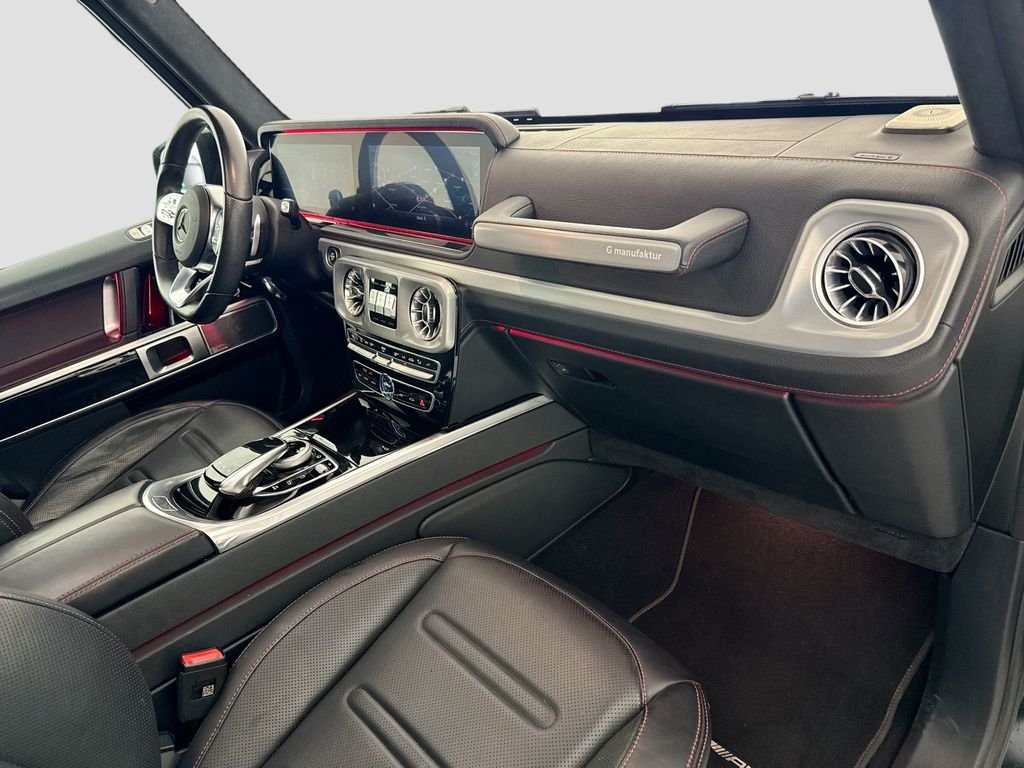 Used 2023 Black Mercedes-Benz G 550 image 32