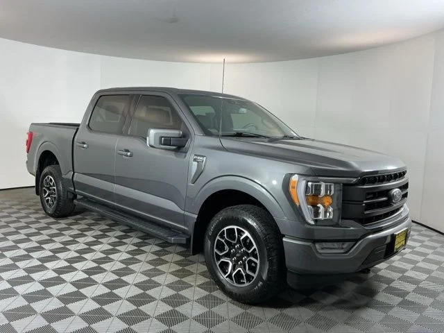 Used 2023 Gray Ford Lariat image 3
