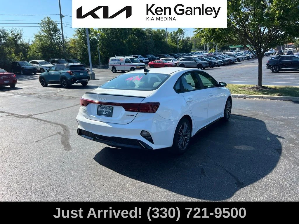 Certified Used 2024 White Kia GT-Line image 5