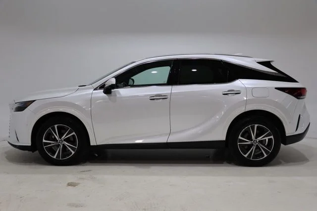 Used 2023 White Pearl Lexus 350 Premium Plus image 4