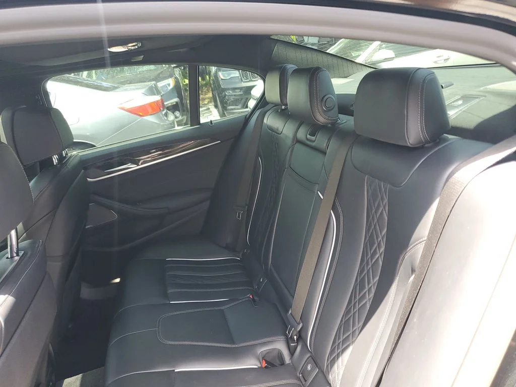 Used 2021 Black BMW 540i image 12