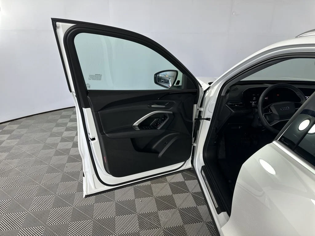 New 2025 White Audi 2.0T Premium image 18