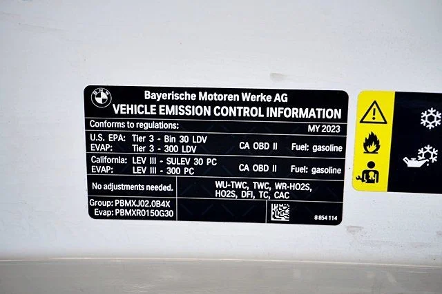 Used 2023 White BMW 330i image 38