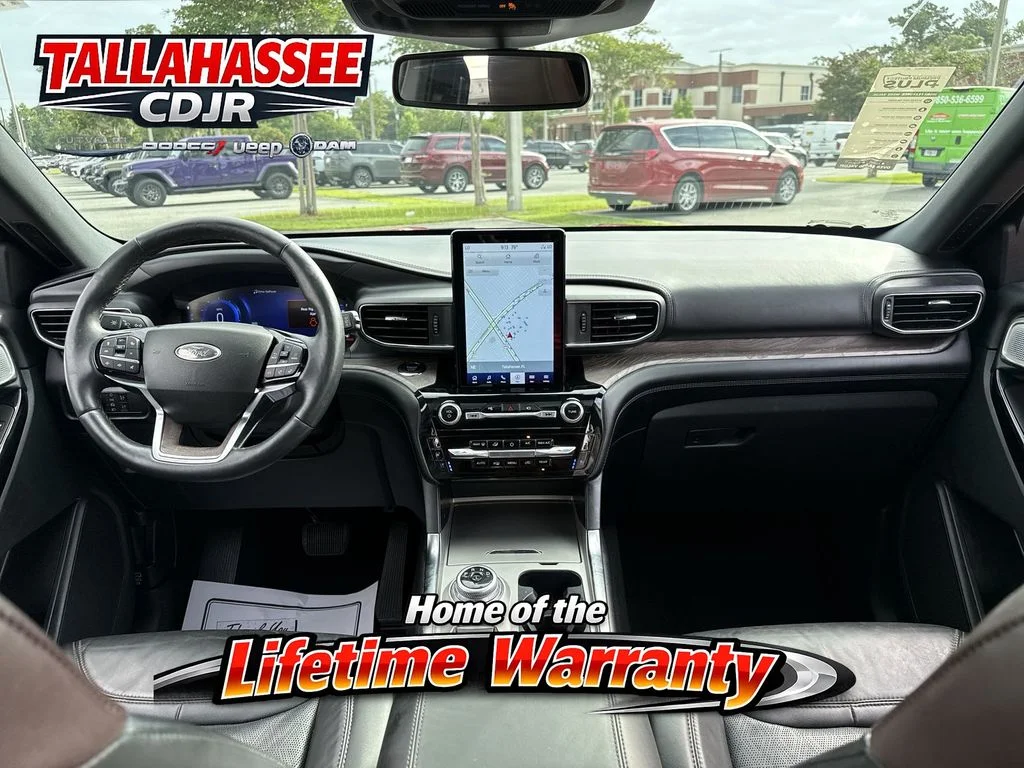 Used 2023 Red Metallic Ford Platinum image 30