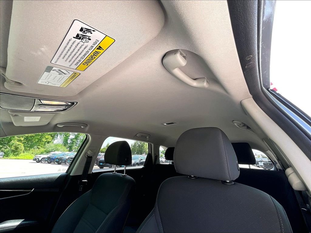 Used 2020 Silver Kia LX image 7