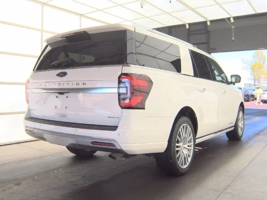 Used 2023 White Metallic Ford Platinum image 3