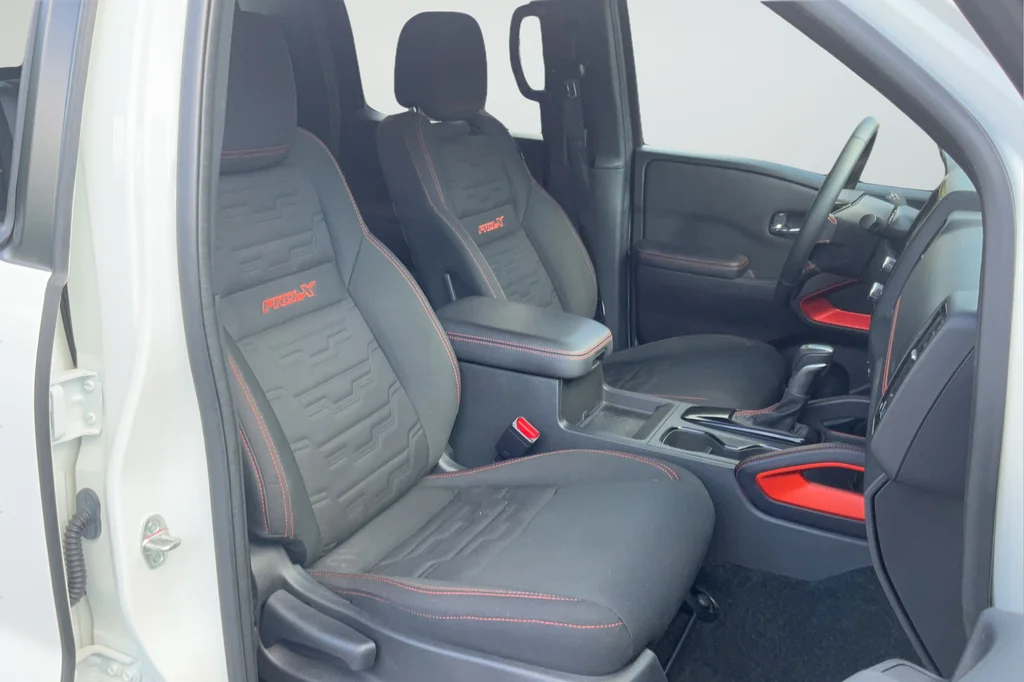 Used 2023 White Nissan PRO-X image 20