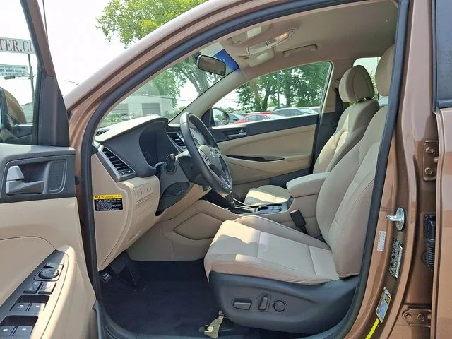 Used 2017 Beige Hyundai Sport image 13