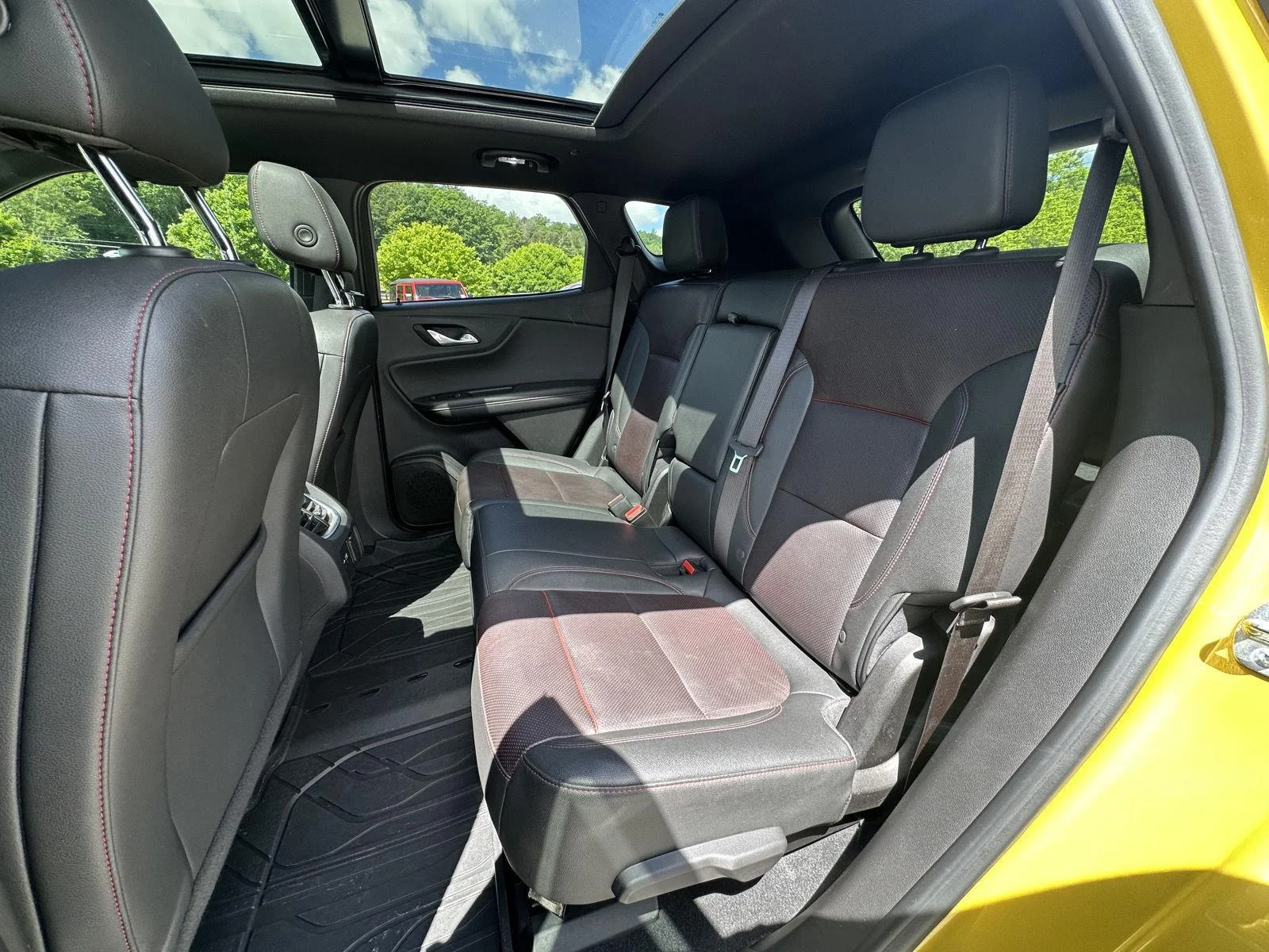 Used 2022 Nitro Yellow Metallic Chevrolet RS image 11