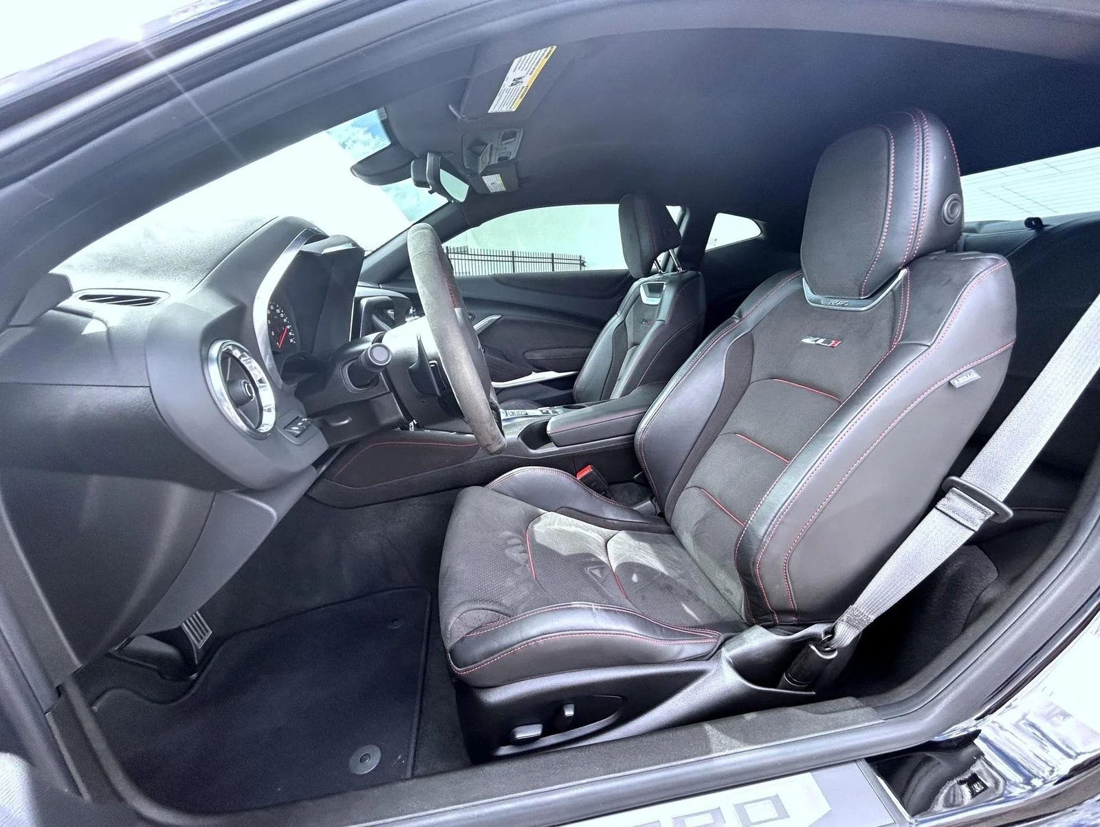 Used 2022 Black Chevrolet ZL1 image 10