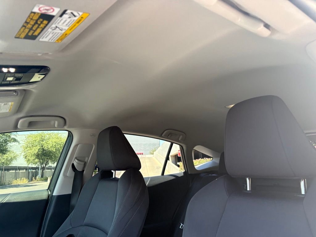 Used 2022 White Toyota LE image 8