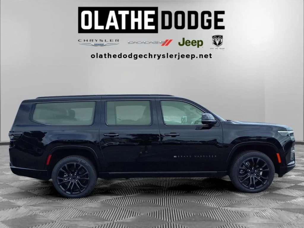 New 2026 High Gloss Black Exterior Paint Jeep Summit Obsidian image 27