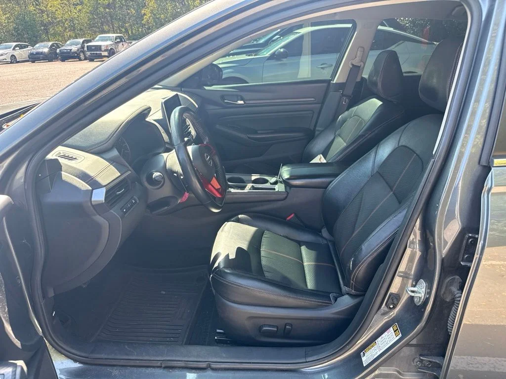 Used 2020 Gray Nissan 2.5 SR image 5