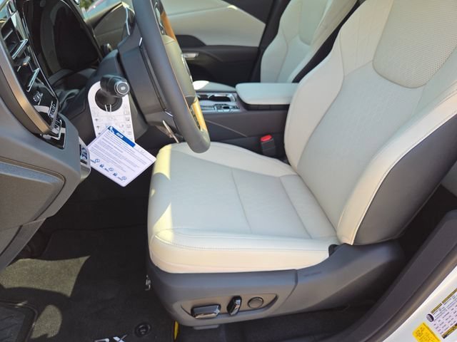 New 2026 Eminent White Pearl Lexus PREMIUM PLUS image 16