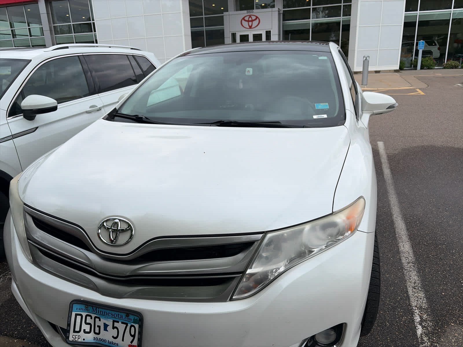 Used 2013 Blizzard Pearl Toyota LE image 2